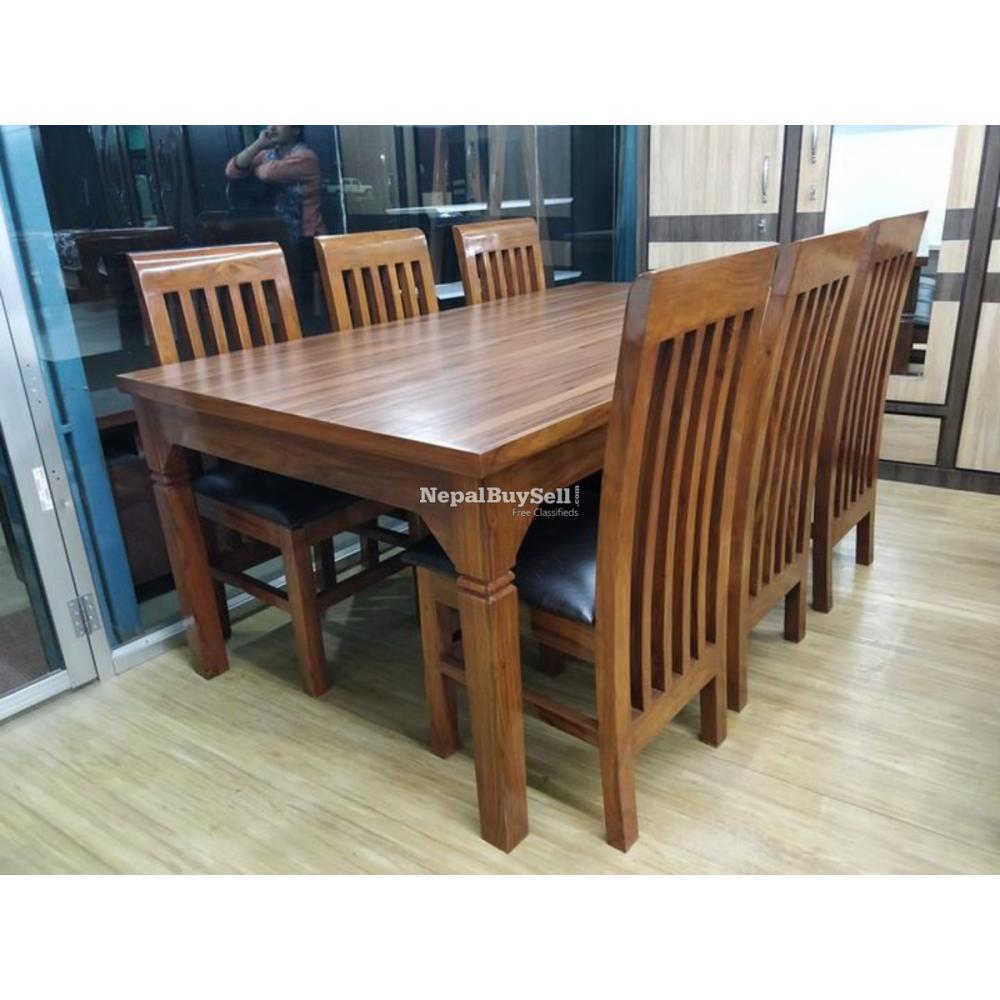 6 seater DINNING TABLE - 1/1