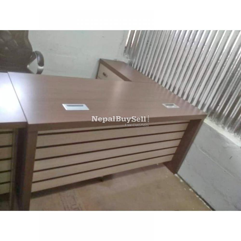 Office table 1.6 m. - 1