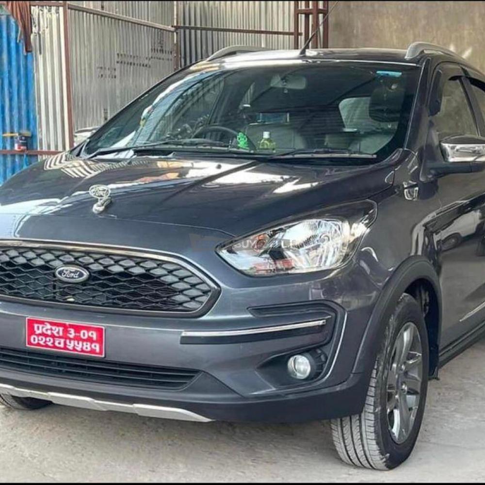 2019 model ford freestyle titanium - 1