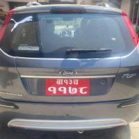 FORD FIGO TITANIUM 2015