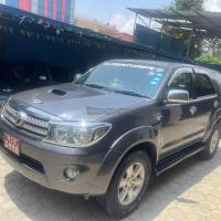 Toyota Fortuner 2010