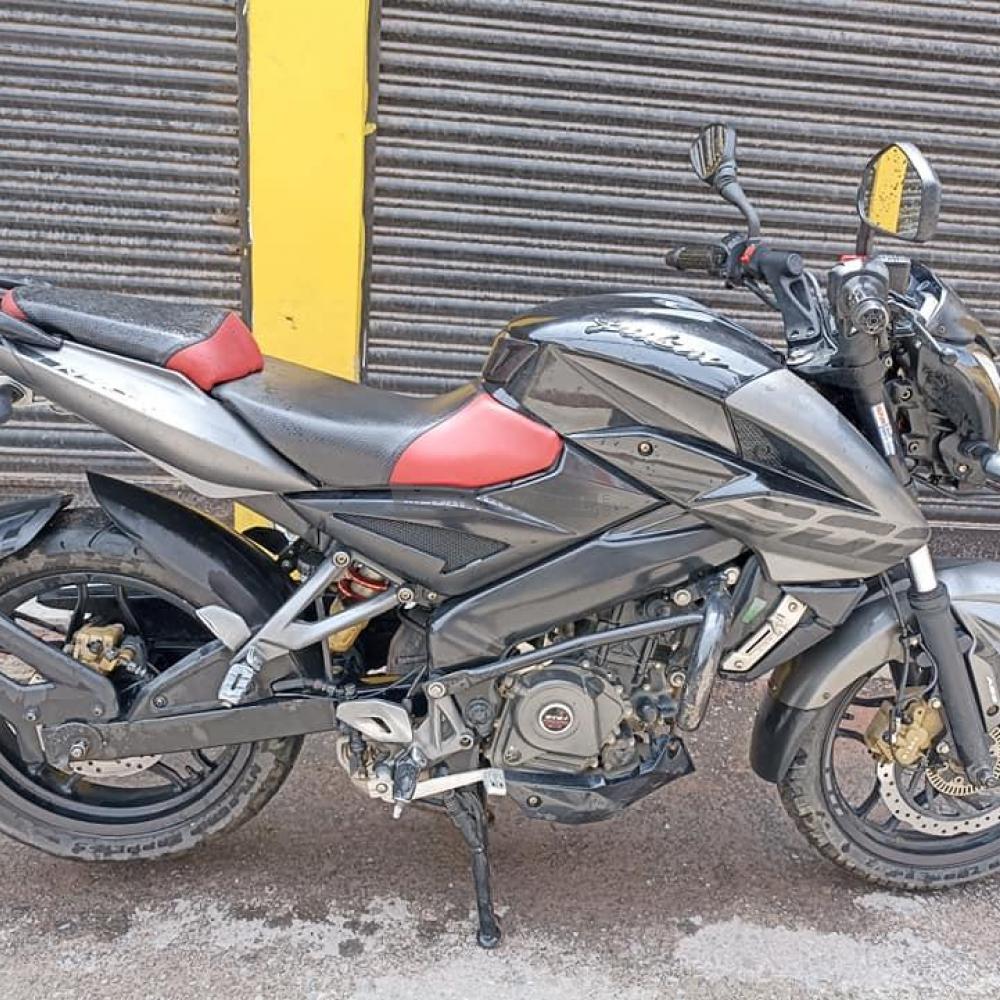 Bajaj Pulsar NS - 1