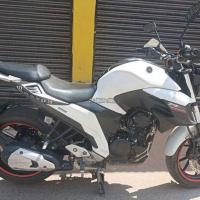 Yamaha FZ 250
