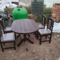 Laxmi dining set