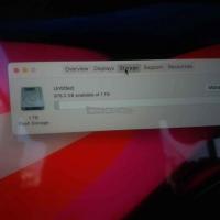 MacBook pro i7 16gb ram n 1 tb ssd. Touch ID