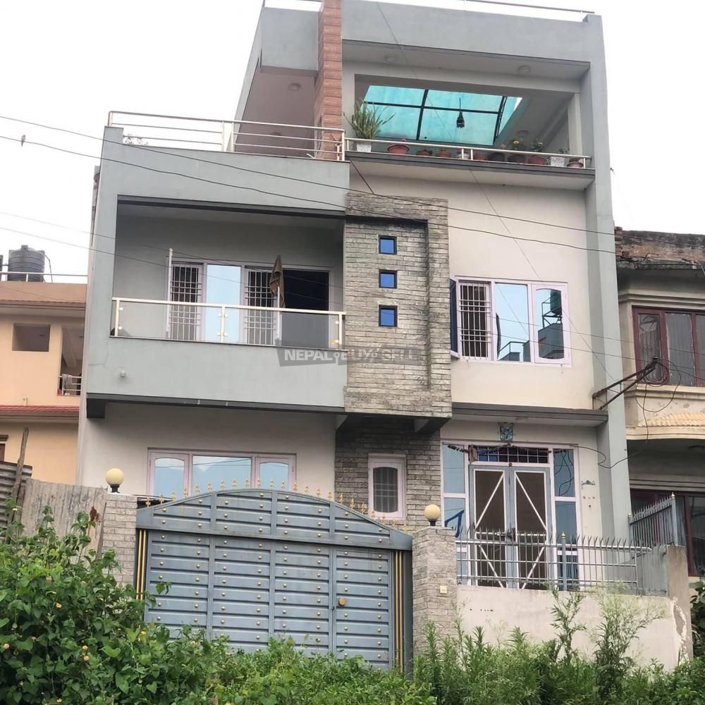 House for sale at Chandragiri - 1/11