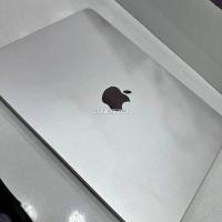 Mac book air M2 13.6 inch