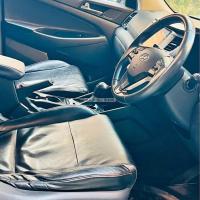 Hyundai Tucson Gls 4wd Automatic Transmission - 9