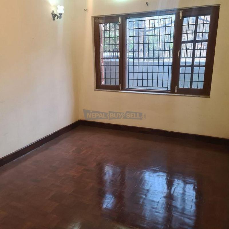 House for rent at jhamsikhel - 4/10