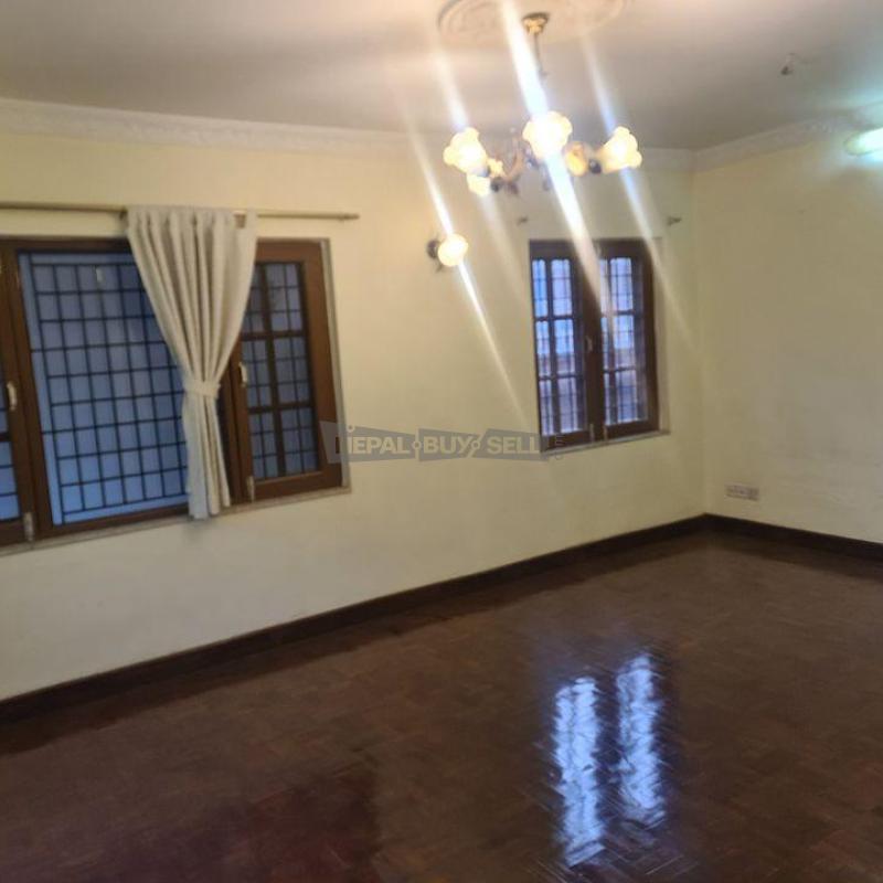 House for rent at jhamsikhel - 6/10