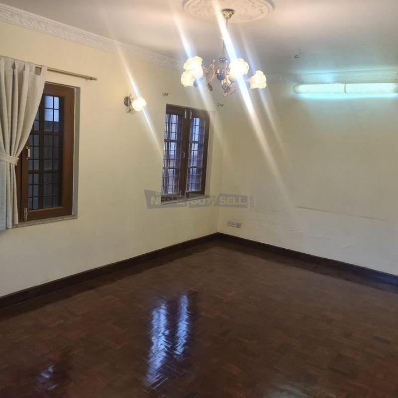 House for rent at jhamsikhel - 7/10
