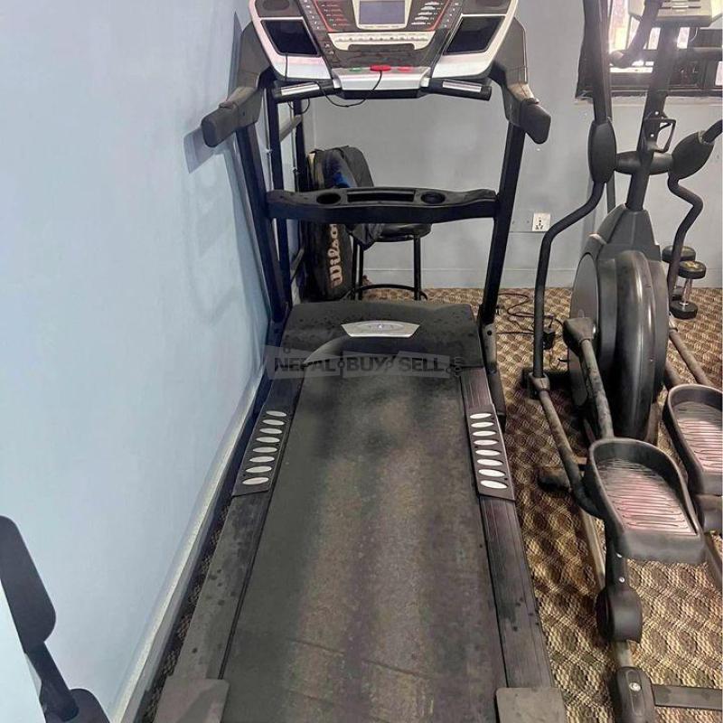 Health Track SZ10 Treadmill - 1