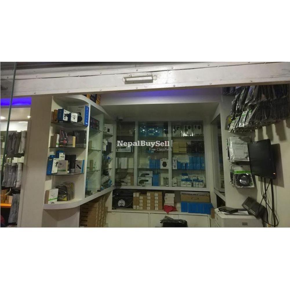 Running Electronic Shop space on Sell - 2/3