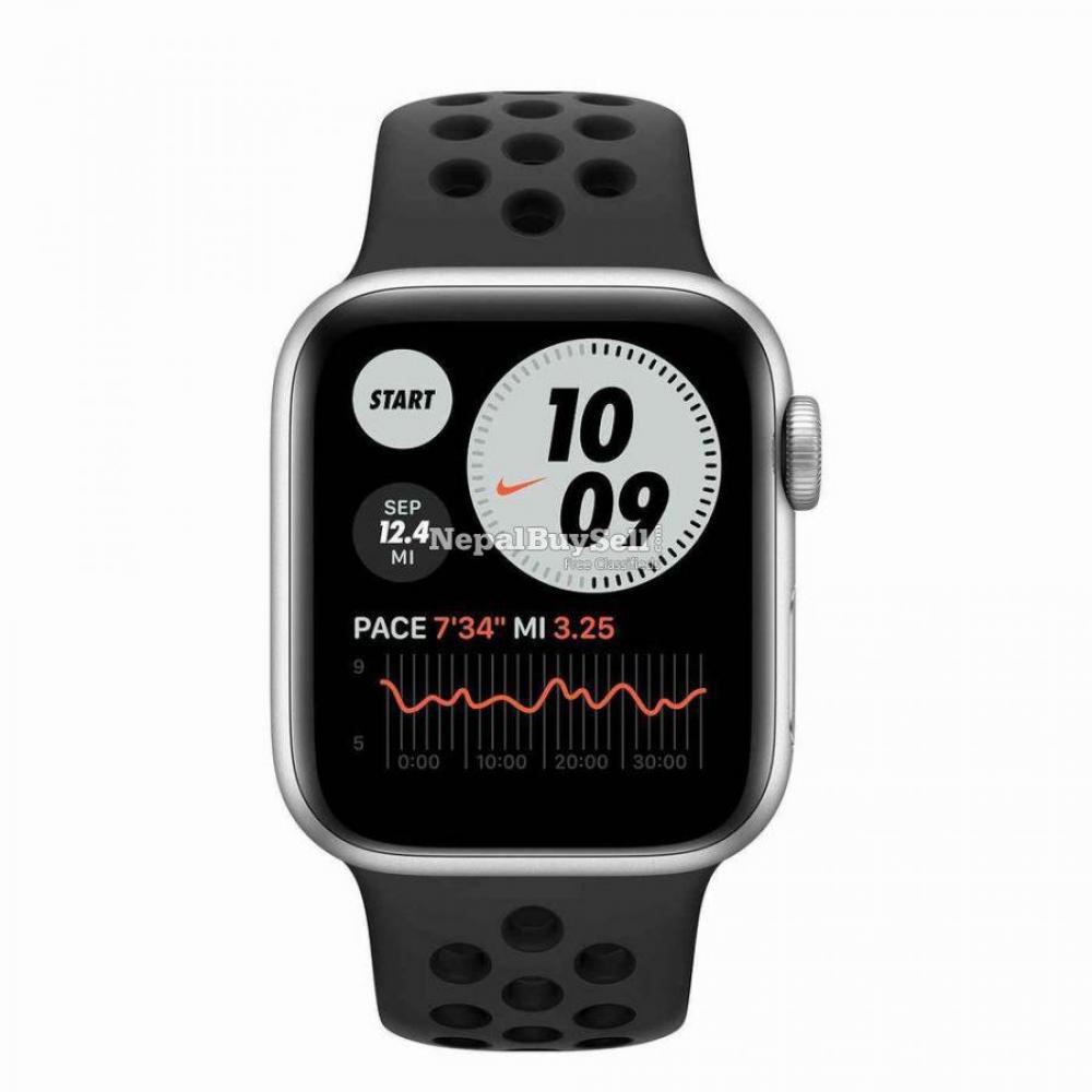 Apple Watch SE Nike Edition 43mm - 1